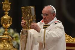 One look at Pope Francis's first Holy Week. Fr. Z responds with brief manifesto.