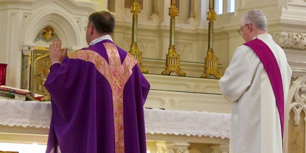 A Deacon's First Holy Mass 'ad orientem' - Wherein Fr. Z issues an invitation