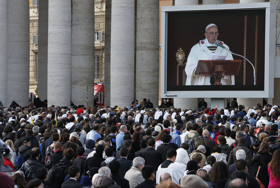 ASK FATHER: Watching Mass on a monitor in a crying-room fulfills obligation?