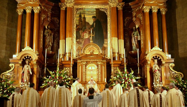 Chicago: Wonderful liturgical eye-candy, St. John Cantius style