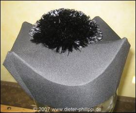 QUAERITUR: Spanish biretta