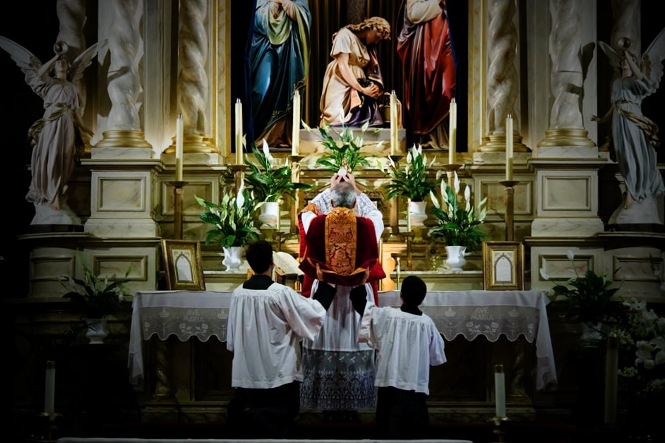 How a priest was changed by learning the Traditional Latin Mass