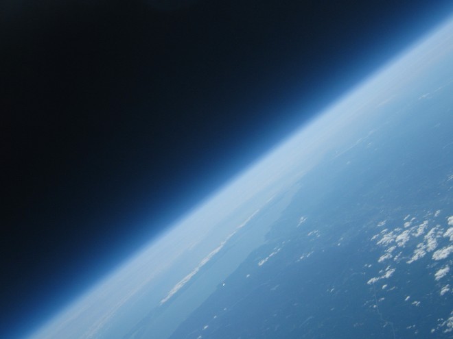 Just Too Cool: College kids build space camera for $148