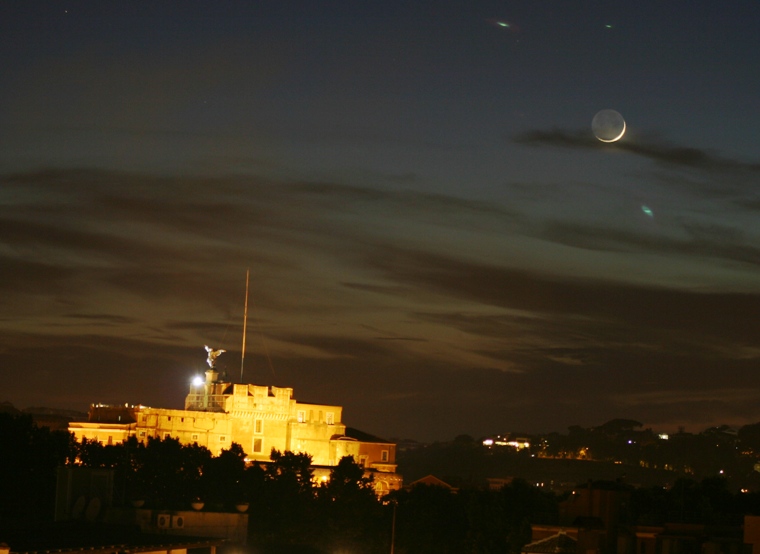 Moon setting at Castel Sant'Angelo