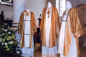 dalmatic and tunic