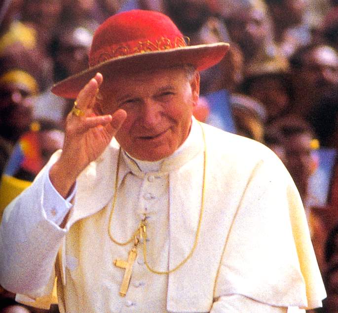 John Paul II saturno